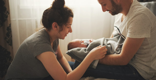 Retour A La Maison Avec Bebe Comment Bien Le Vivre Et Le Gerer Adbb