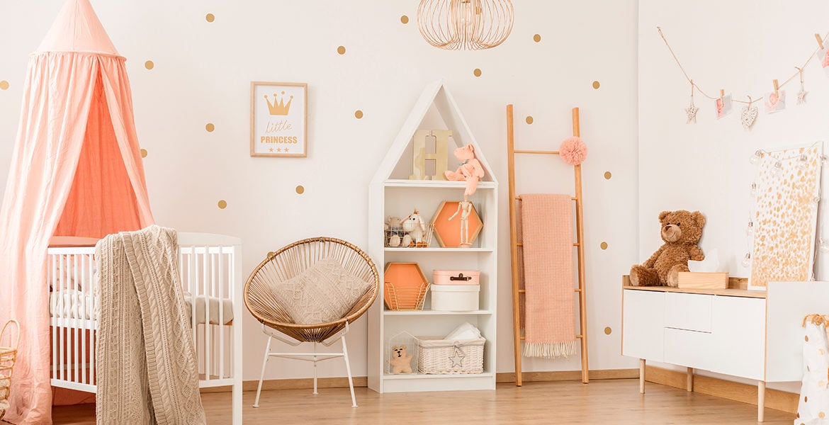 Une chambre de bébé en couleur et en douceur