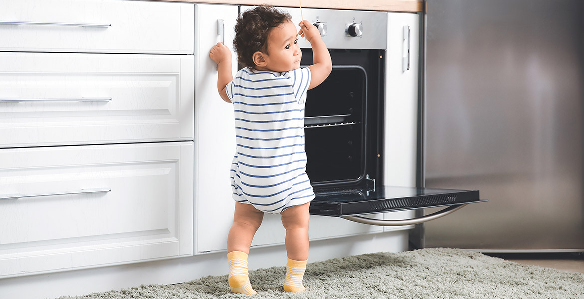 La sécurité en cuisine avec bébé : quelles sont les astuces