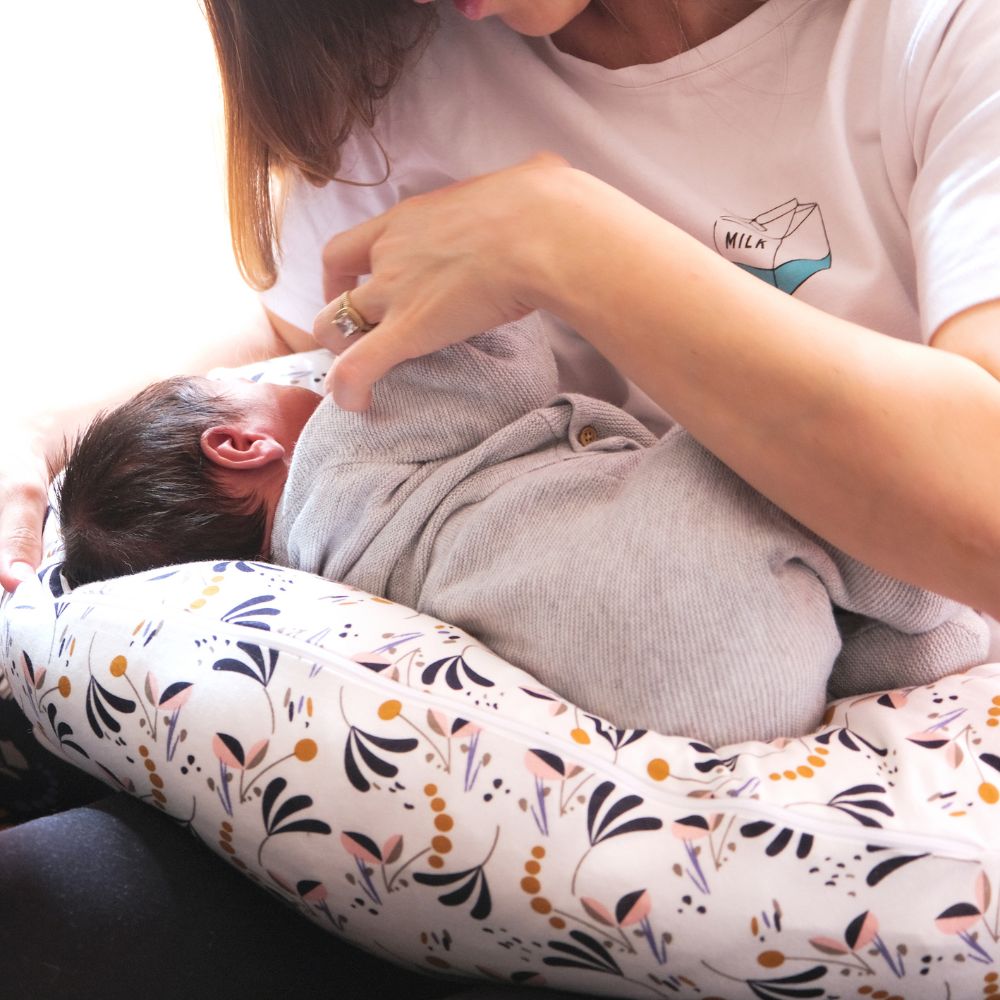 Coussin d'allaitement et de maternité Big Flopsy™ jersey de coton - Jungle