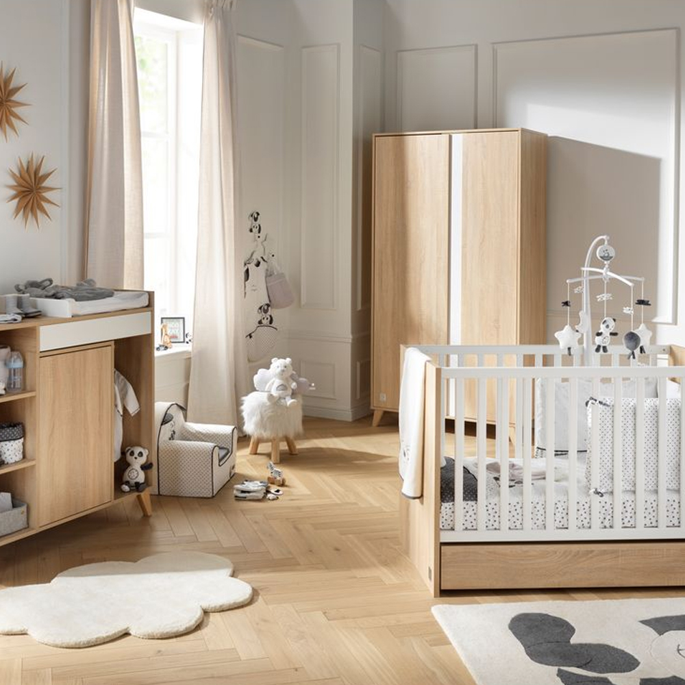 Chambre complète lit bébé 60x120, commode à langer et armoire